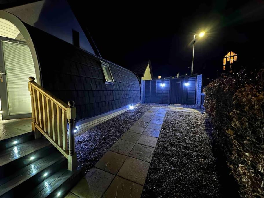 Bonny Wee Snug - Pod In Spean Bridge Apartment Exterior foto