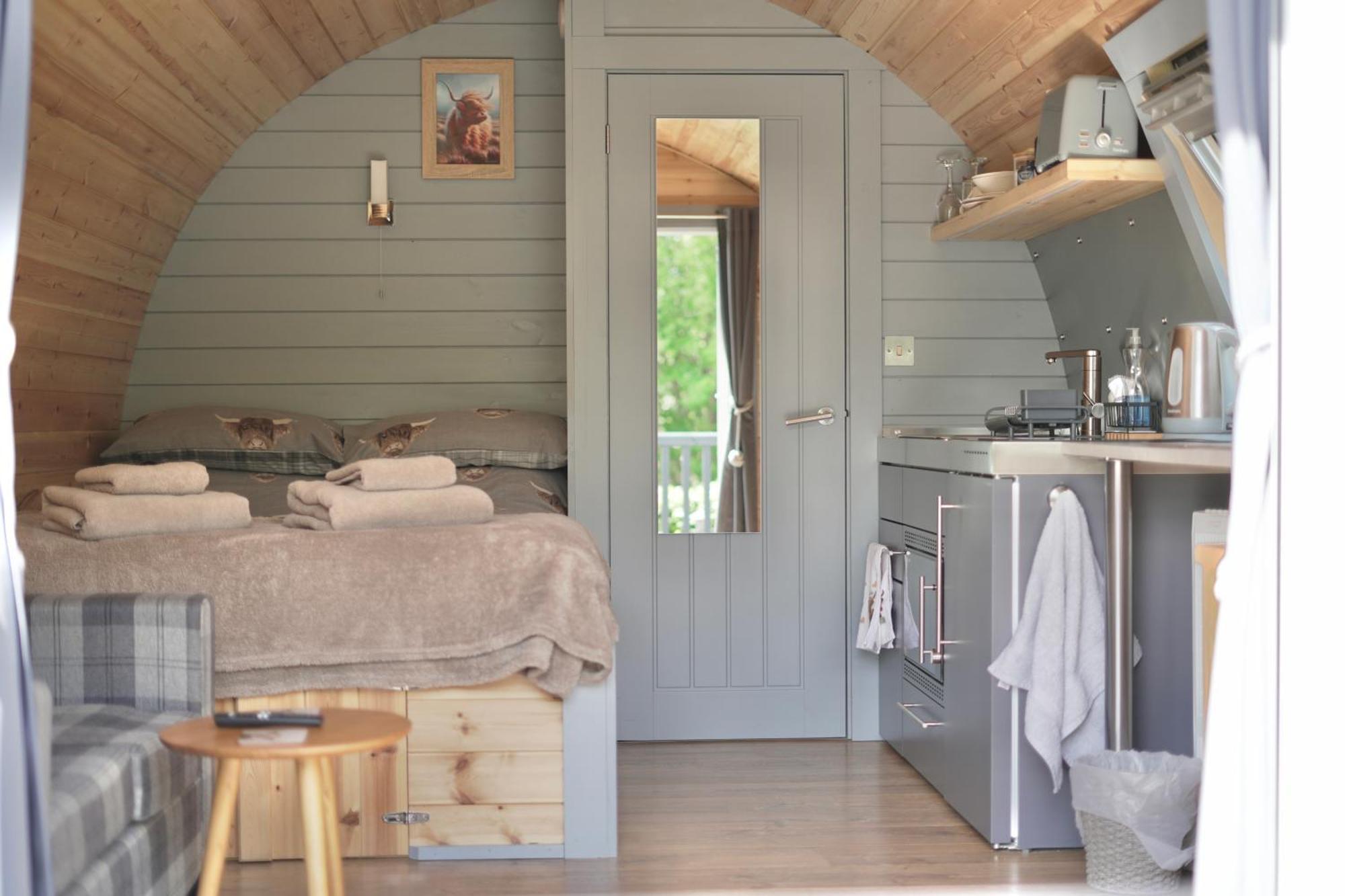 Bonny Wee Snug - Pod In Spean Bridge Apartment Exterior foto