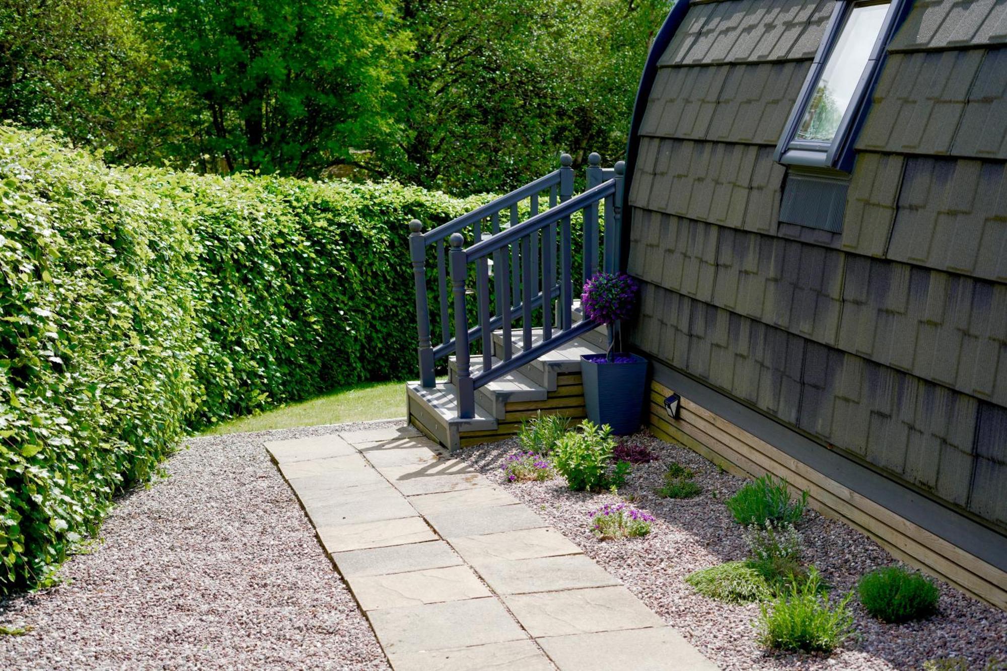 Bonny Wee Snug - Pod In Spean Bridge Apartment Exterior foto
