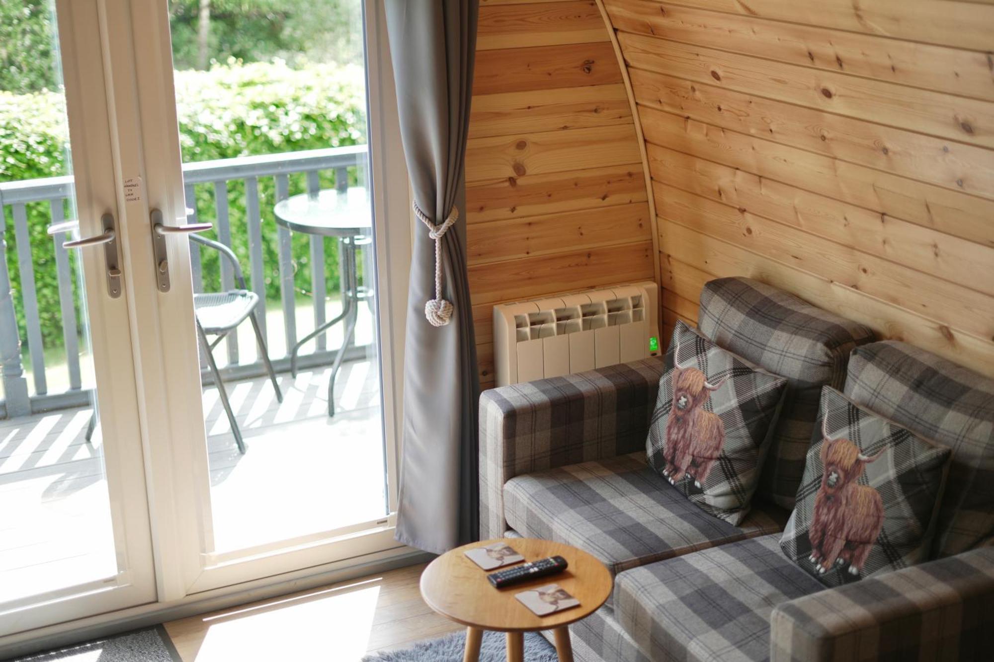 Bonny Wee Snug - Pod In Spean Bridge Apartment Exterior foto