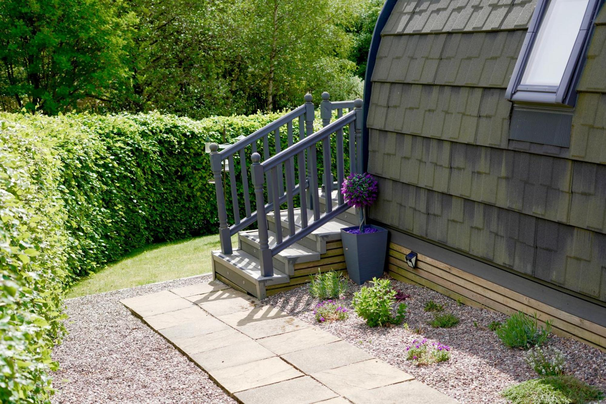 Bonny Wee Snug - Pod In Spean Bridge Apartment Exterior foto